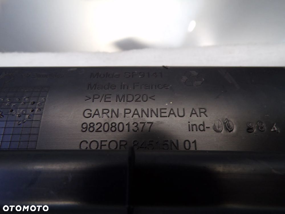 OSŁONA PASA TYLNEGO BAGAŻNIKA OPEL MOKKA B 9820801377 - 3