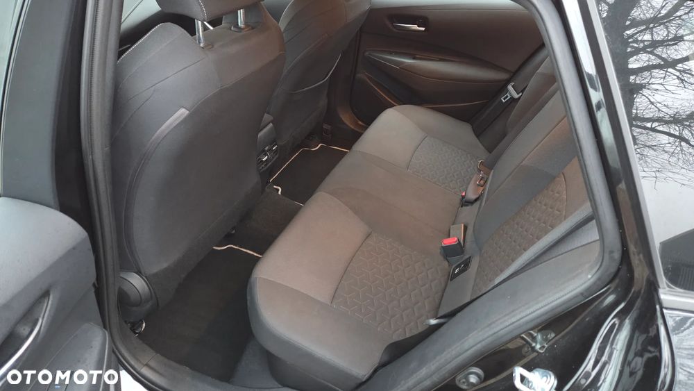 Toyota Corolla 1.8 Hybrid Comfort - 13