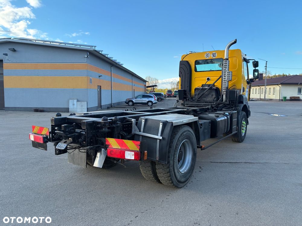 Renault Kerax 4x2 - 6