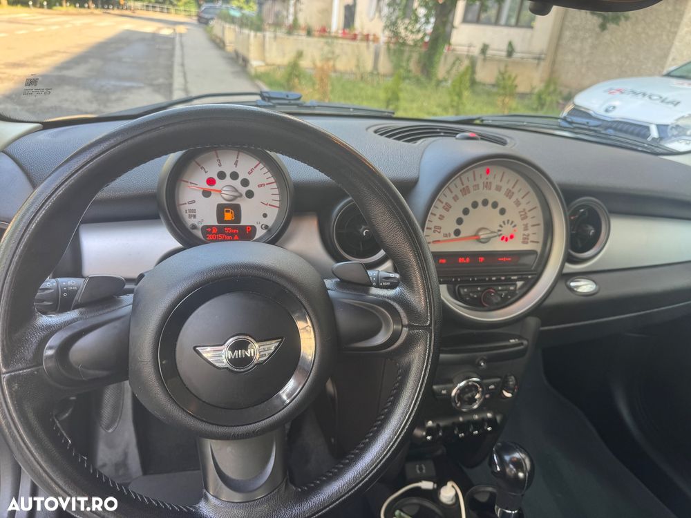 Mini Cooper D AT - 10