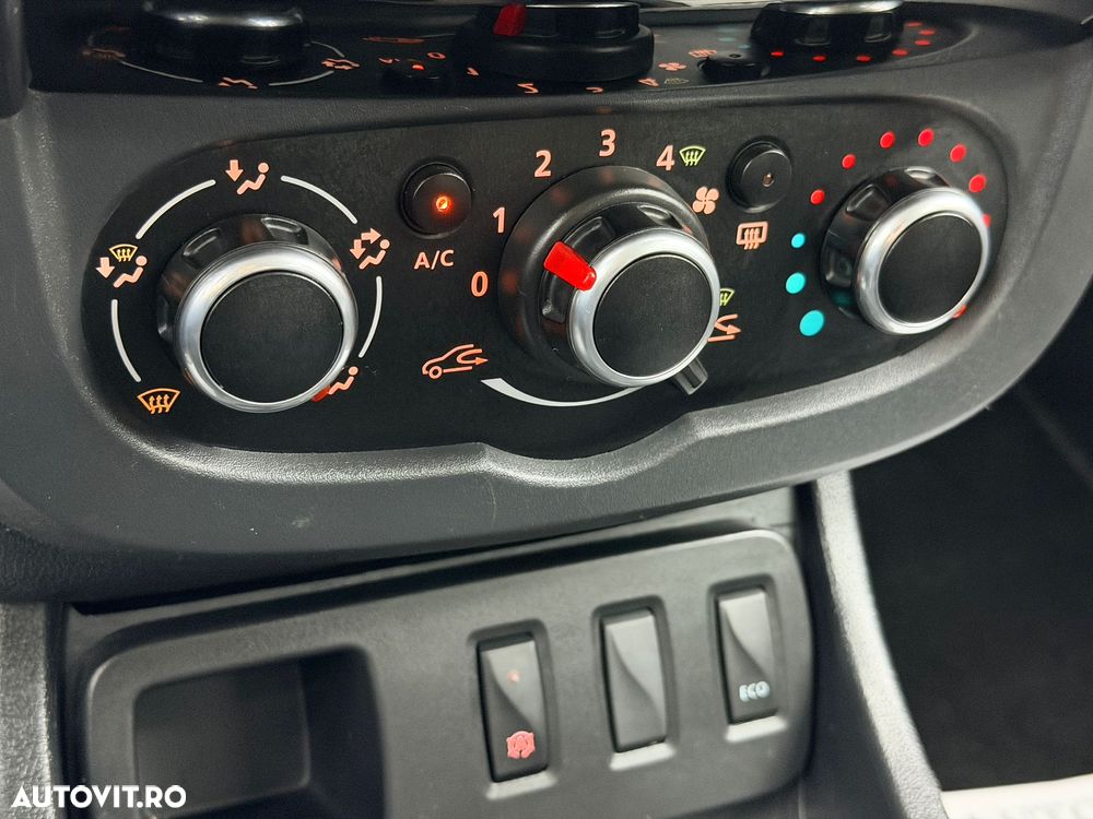 Dacia Duster 1.5 dCi 4x2 Prestige - 24