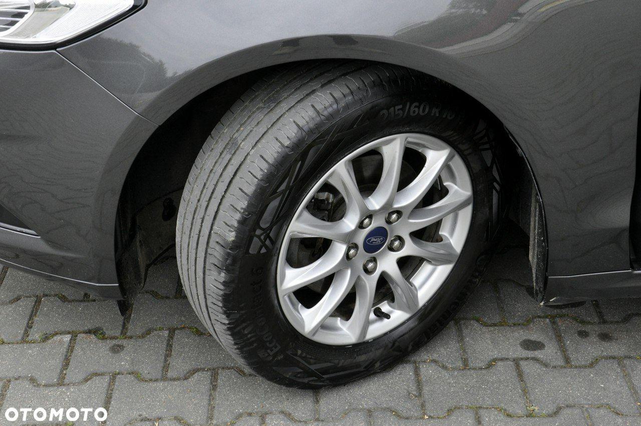 Ford Mondeo - 12