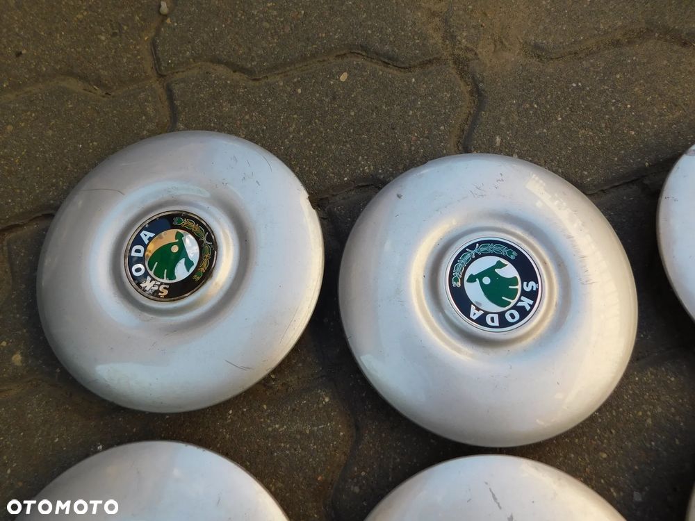 kołpaki 13" kapsle na środek SKODA FABIA I - 2