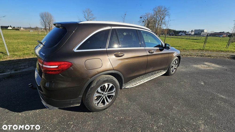 Mercedes-Benz GLC 220 d 4-Matic - 6