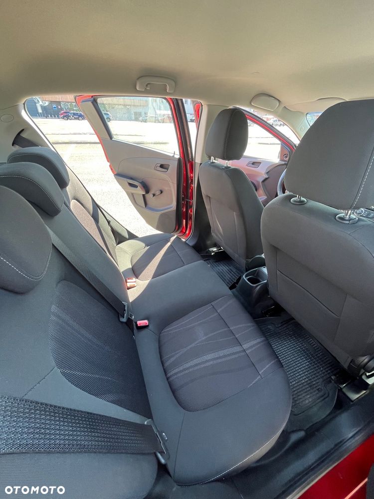 Chevrolet Aveo 1.2 LT - 14