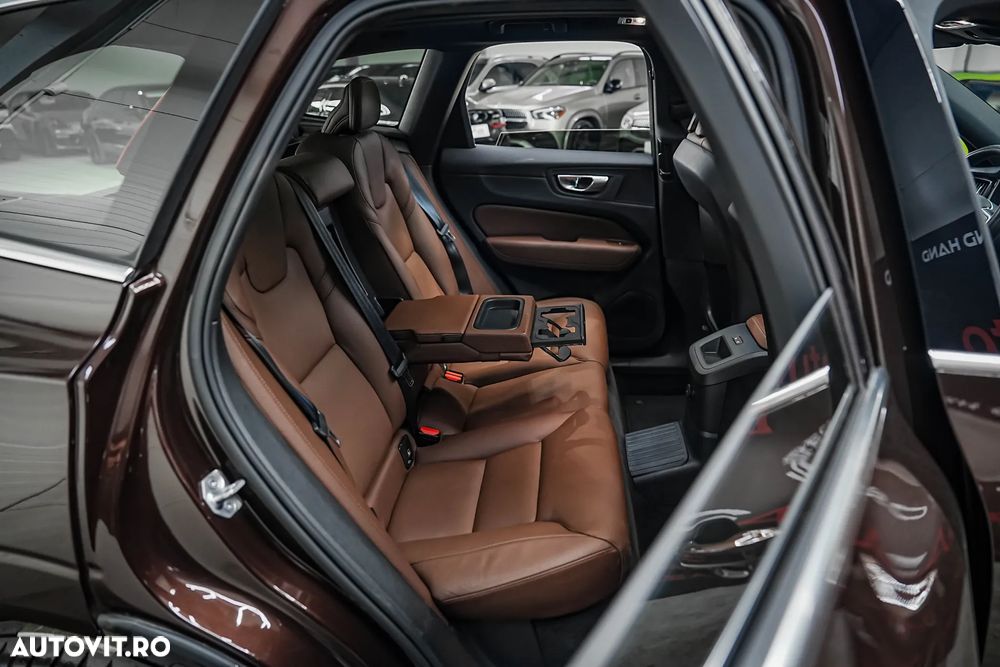 Volvo XC 60 Recharge T8 Twin Engine eAWD Inscription - 26