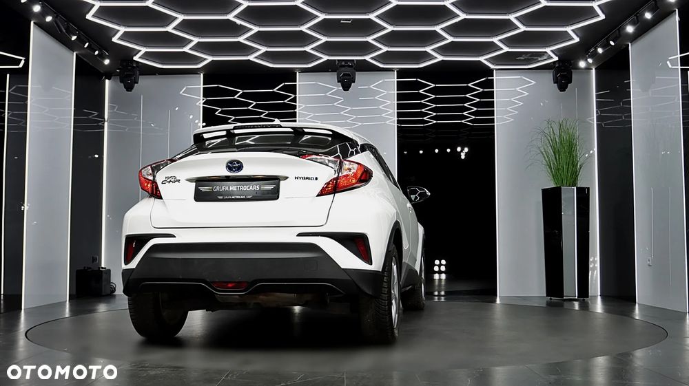 Toyota C-HR - 7