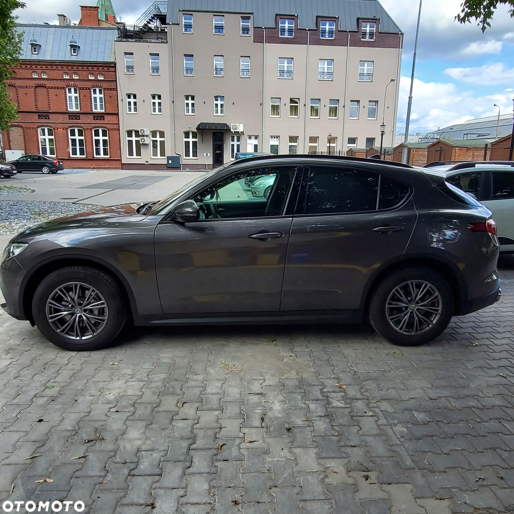 Alfa Romeo Stelvio - 10
