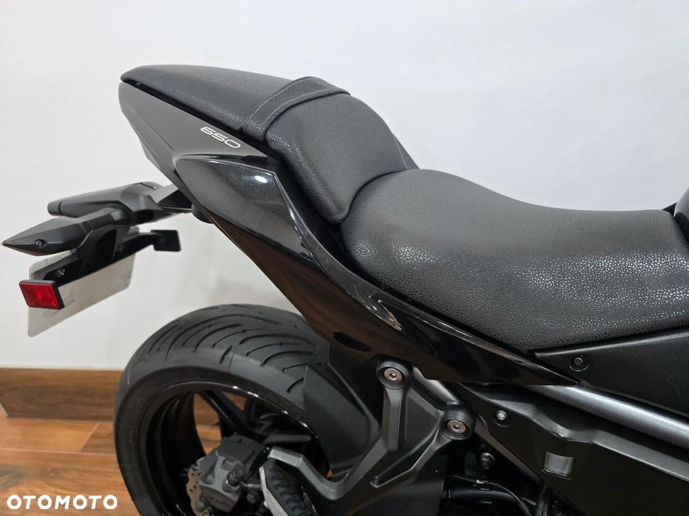 Kawasaki Z 650 - 23