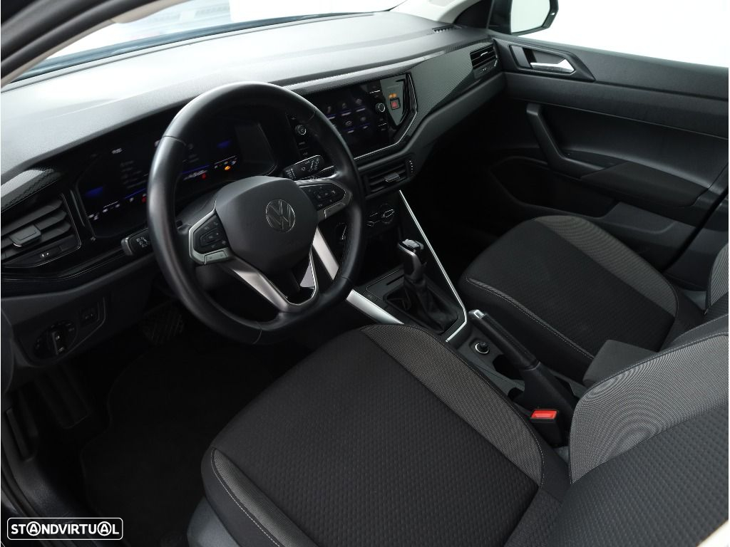 VW Polo 1.0 TSI Urban DSG - 13