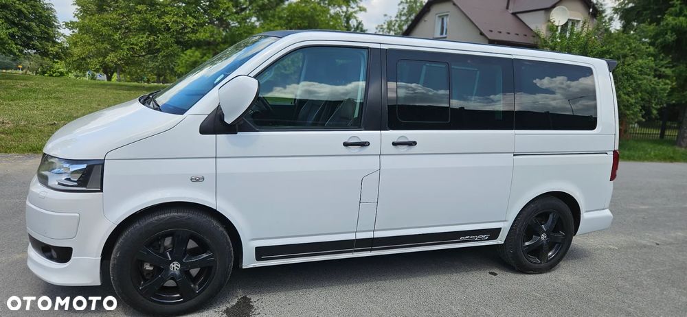 Volkswagen Multivan - 16