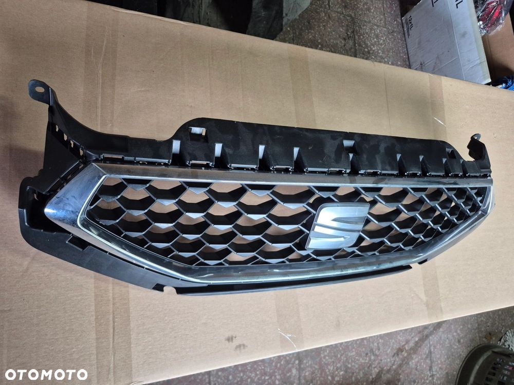 Grill Atrapa Zderzaka Leon IV 5FA Po 2020r - 2