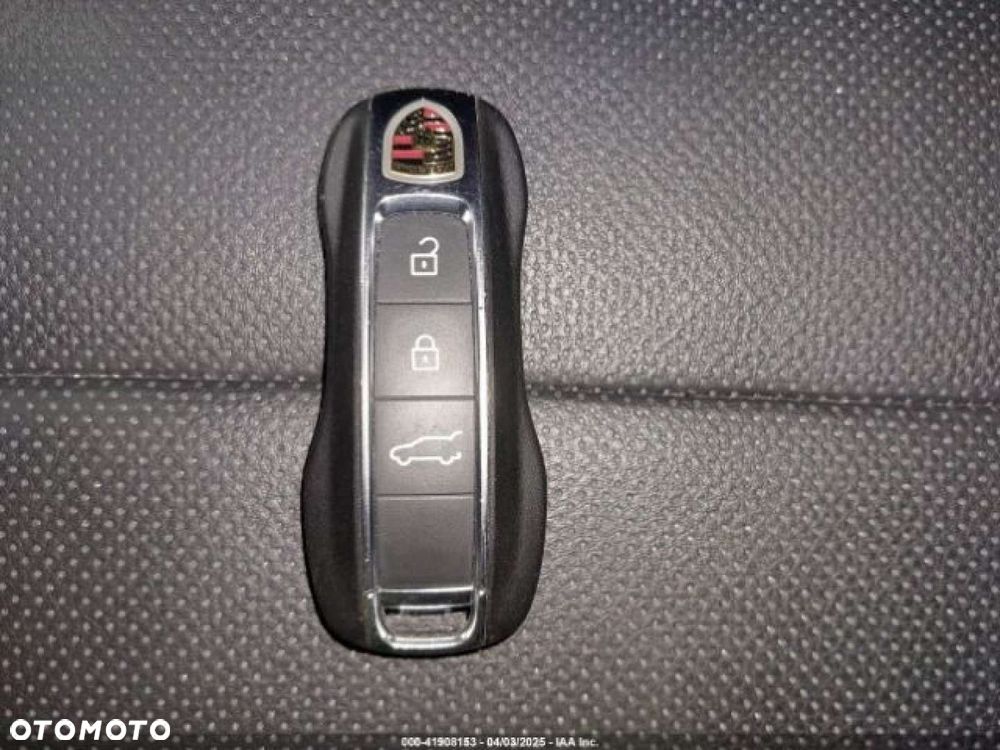 Porsche Cayenne - 13