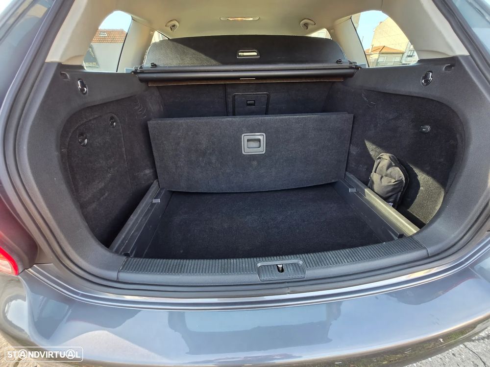 VW Golf Variant 1.6 TDi Confortline - 34