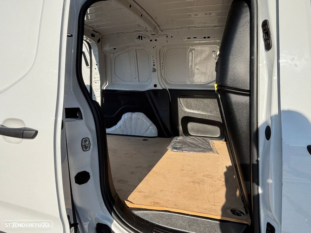 Fiat Doblo Outro - 12