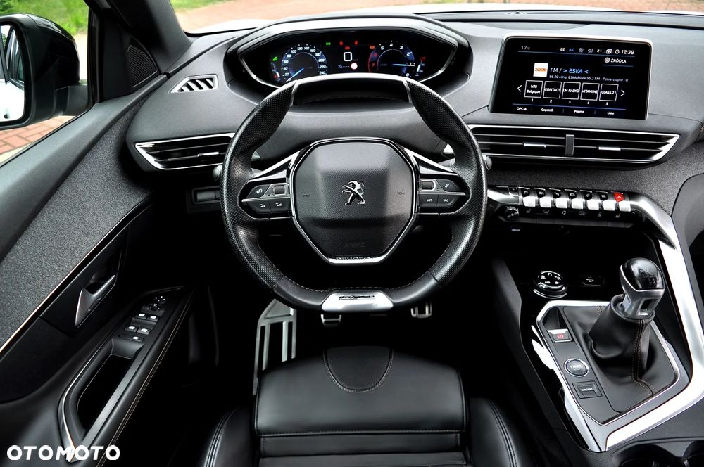 Peugeot 3008 1.2 PureTech Allure S&S - 27