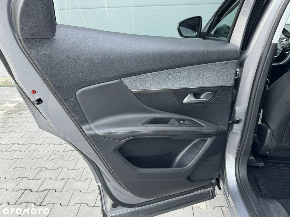 Peugeot 3008 Allure - 31