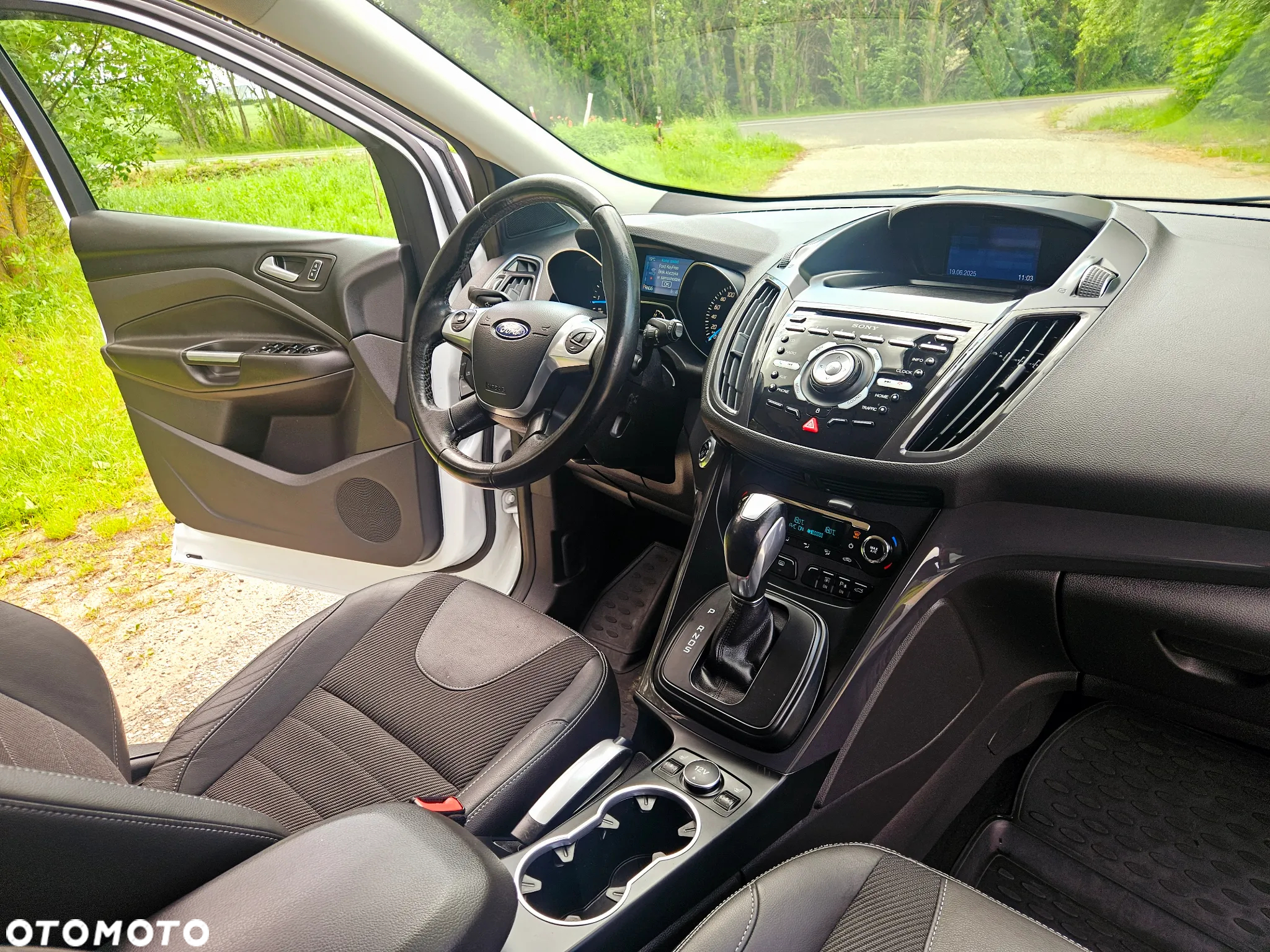 Ford Kuga 2.0 TDCi 4x4 Titanium - 22