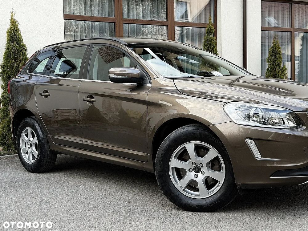 Volvo XC 60 D4 Drive-E Momentum - 9