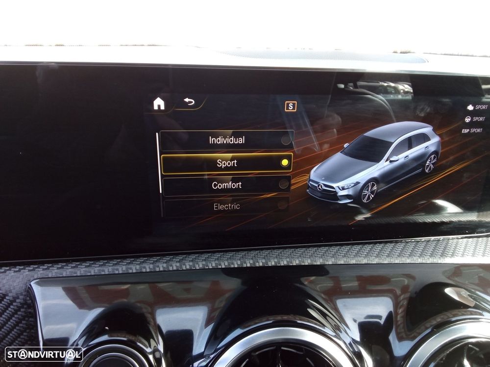 Mercedes-Benz A 250 e Style Plus - 21