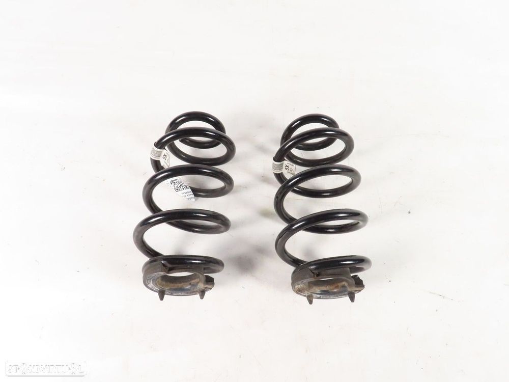 Conjunto Molas Suspensão Trás Seminovo/ Original BMW 1 (F40) - 1