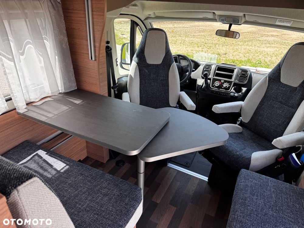 Weinsberg CaraSuite 700 ME FIAT - 25