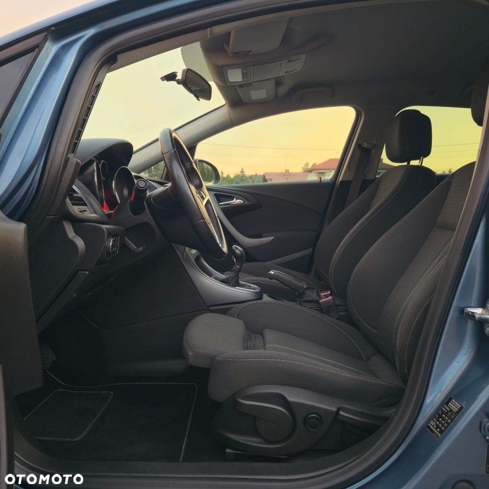 Opel Astra 1.4 Turbo Innovation - 18