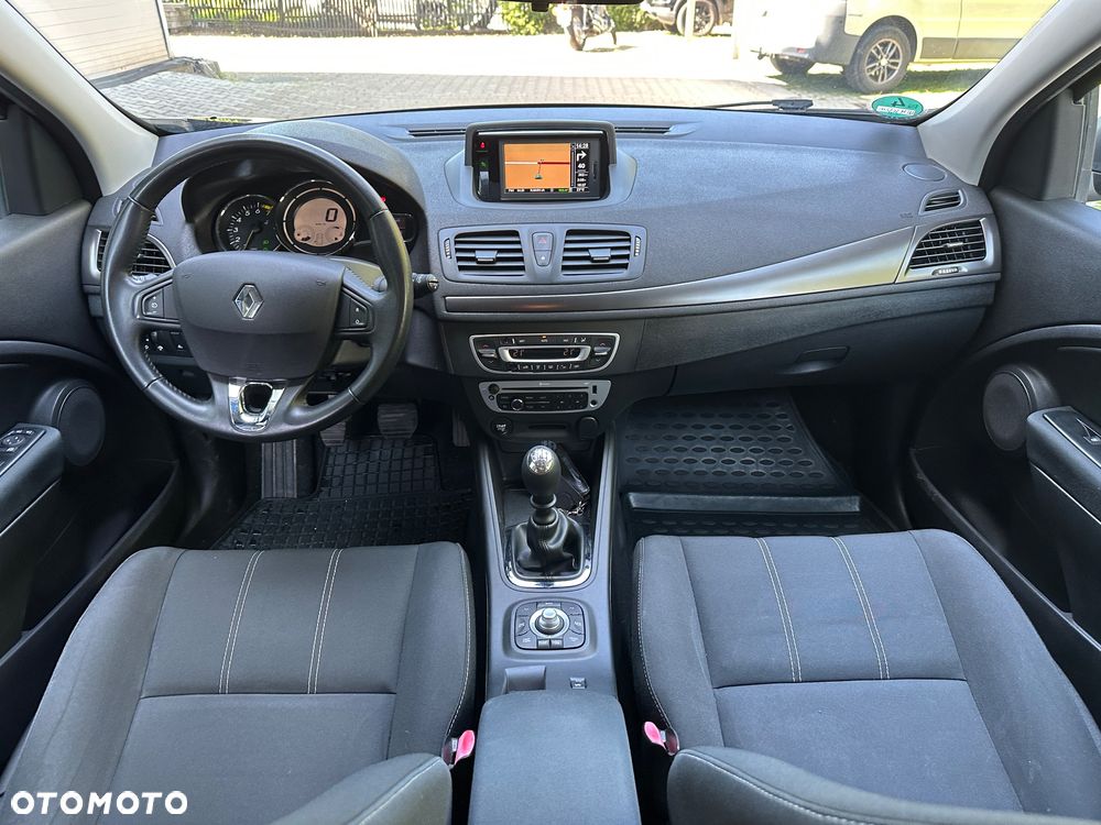 Renault Megane 1.6 16V 110 Paris - 19