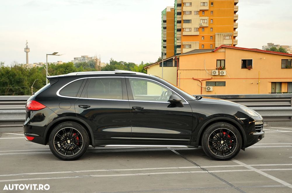 Porsche Cayenne Tiptronic S - 9