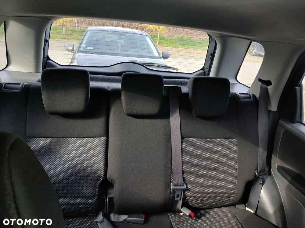 Suzuki SX4 - 16