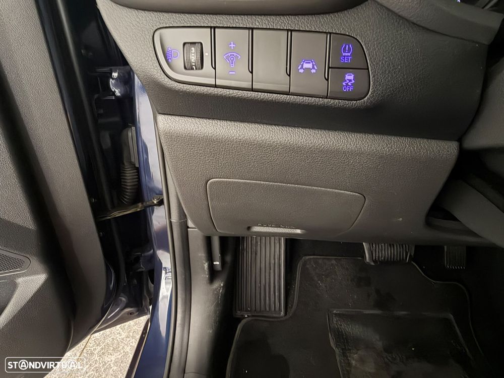 Hyundai i30 CW - 19