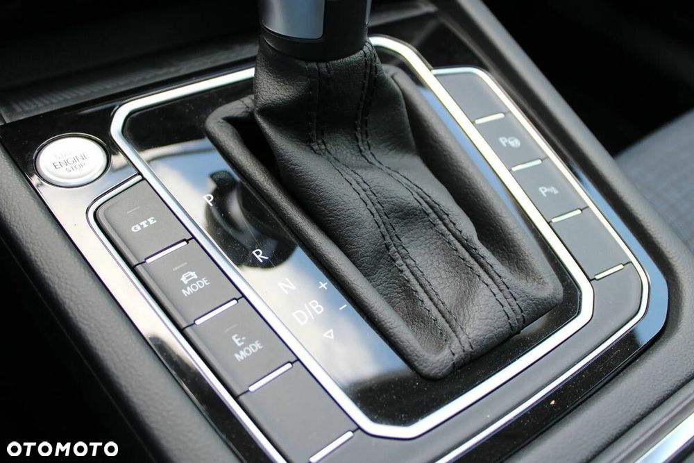 Volkswagen Passat Variant - 21