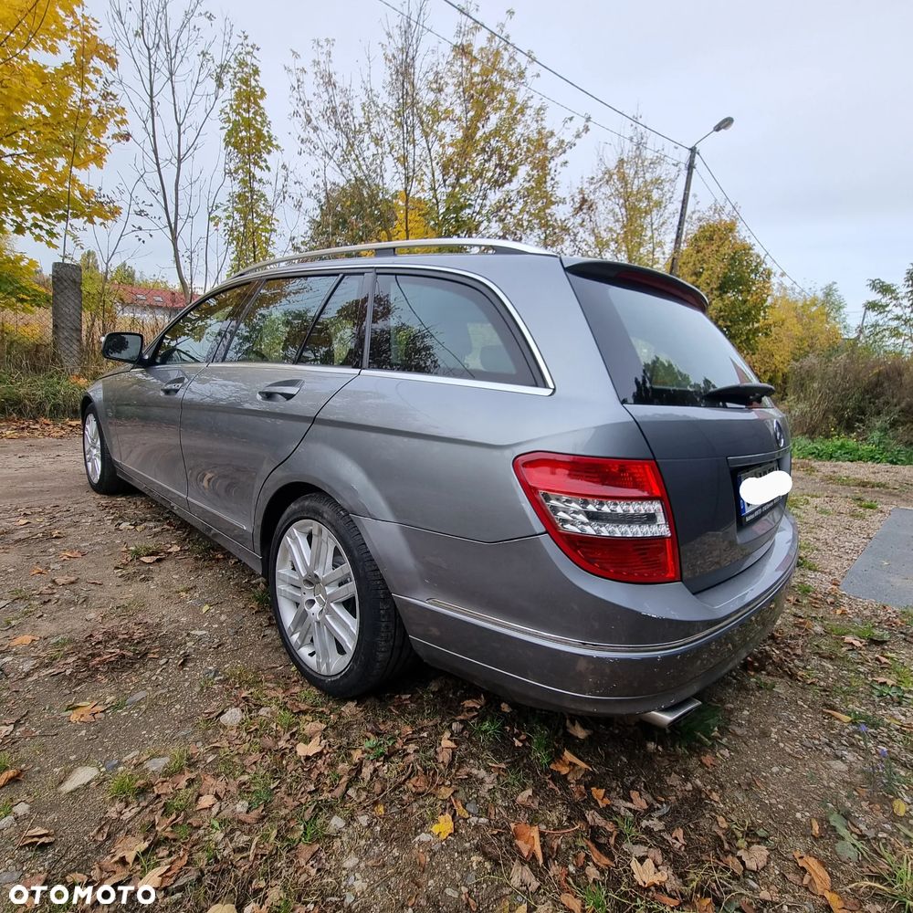 Mercedes-Benz C-Class 2008 photo 4