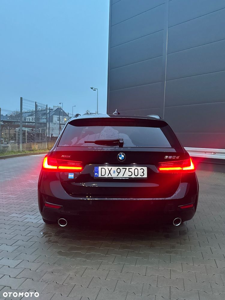 BMW Seria 3 320d xDrive Sport Line Shadow - 4