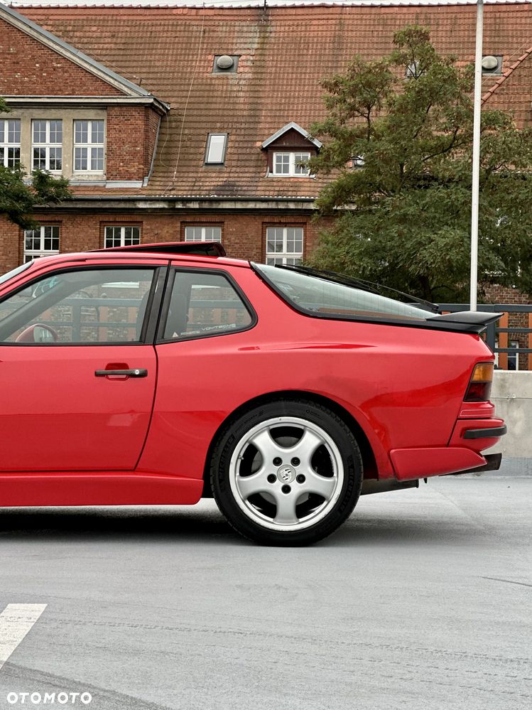 Porsche 944 - 10