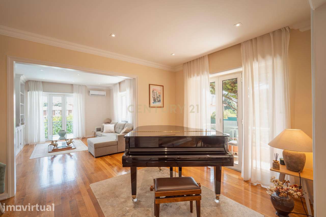 Luxuosa Moradia T8 em Oeiras com Piscina e Terraço - Grande imagem: 5/27