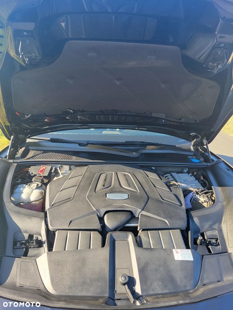 Porsche Cayenne - 8
