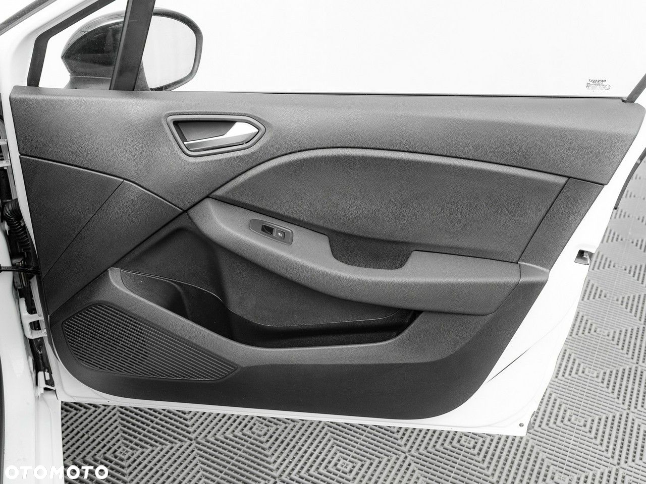 Renault Clio 1.0 TCe Equilibre - 19