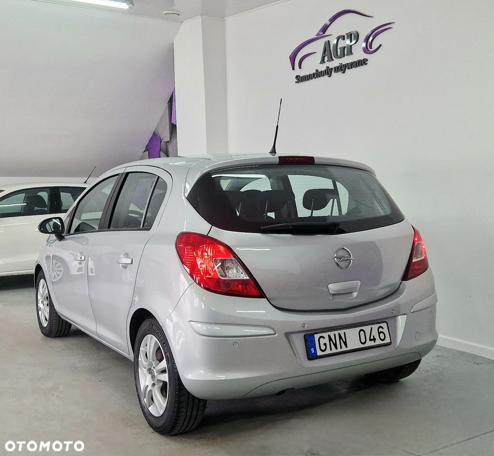 Opel Corsa - 4