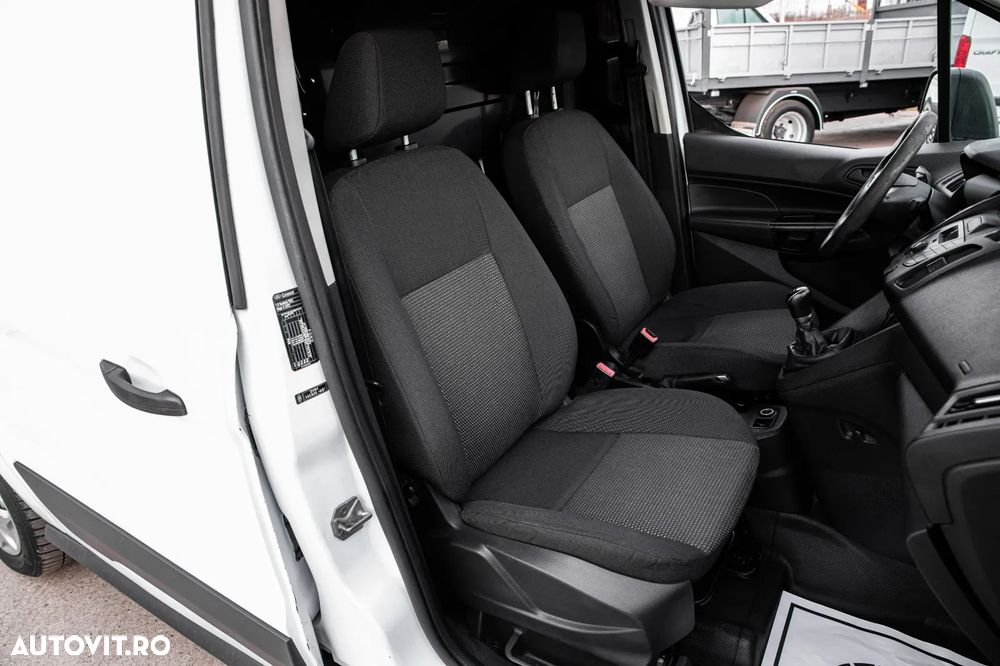 Ford Transit Connect - 12