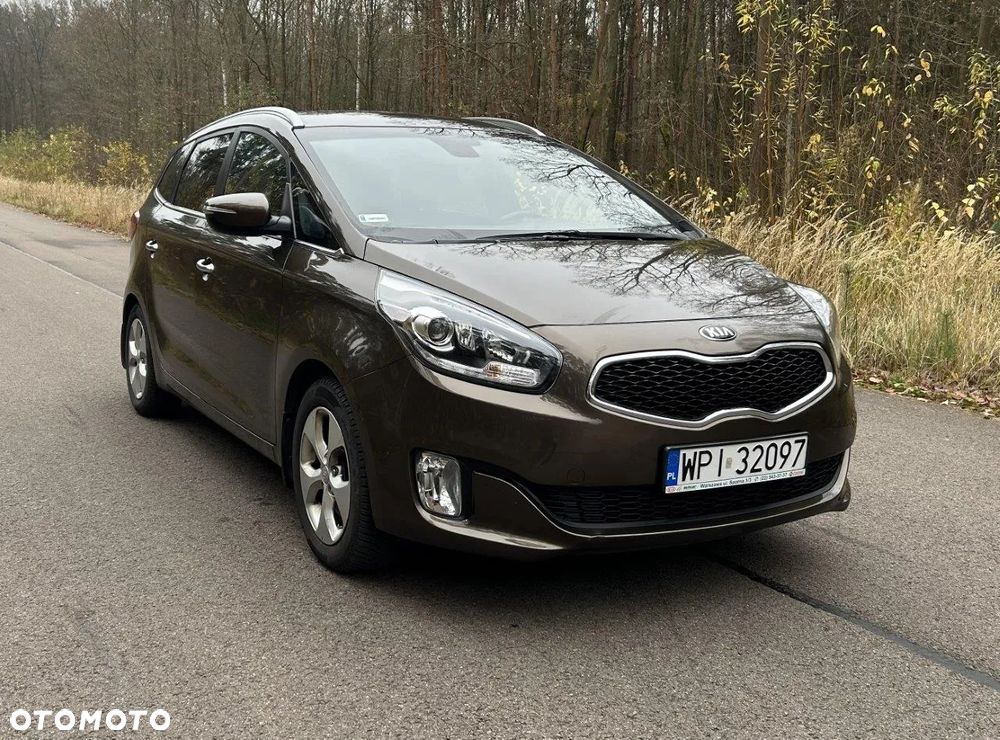 Kia Carens 1.6 GDI L - 2