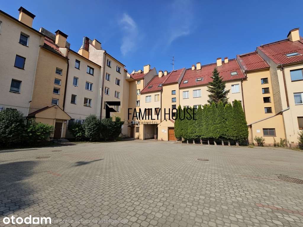 Kawalerka 41 m², niski czynsz, widne, balkon