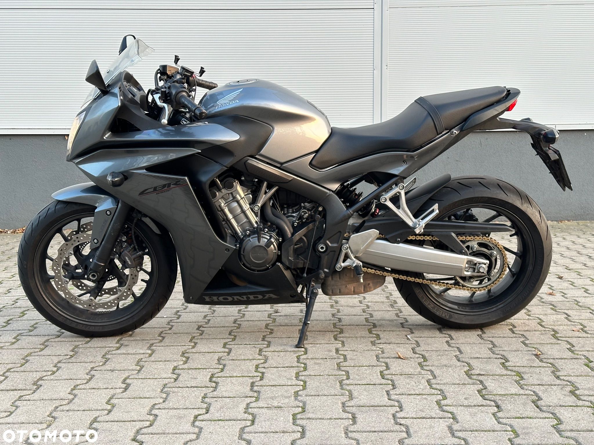 Honda CBR - 1