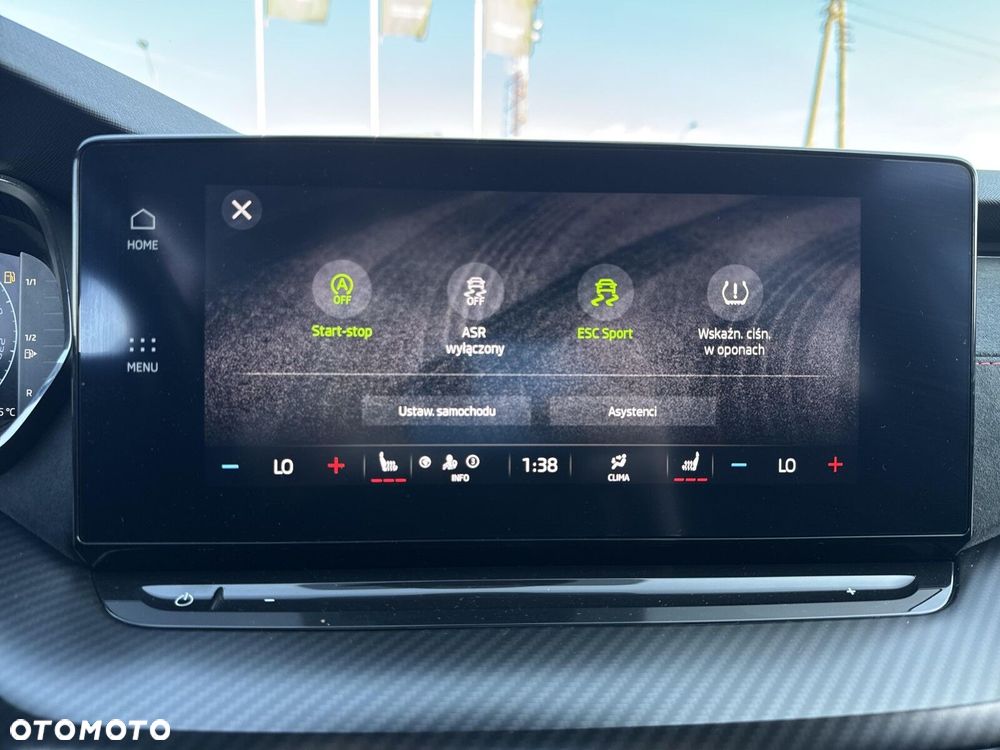 Skoda Octavia 2.0 TDI RS DSG - 27