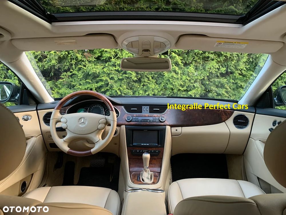 Mercedes-Benz CLS 350 - 12