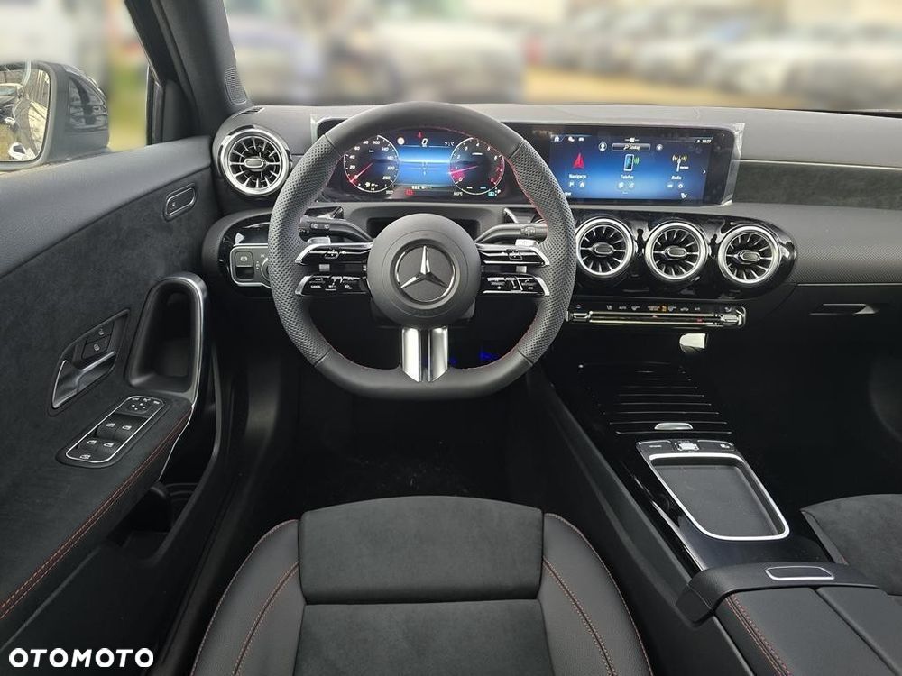 Mercedes-Benz Klasa A 200 AMG Line 7G-DCT - 22