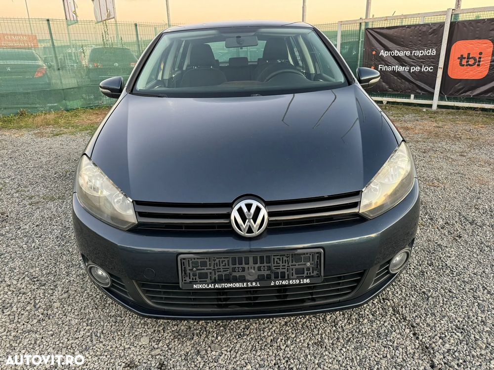 Volkswagen Golf - 11