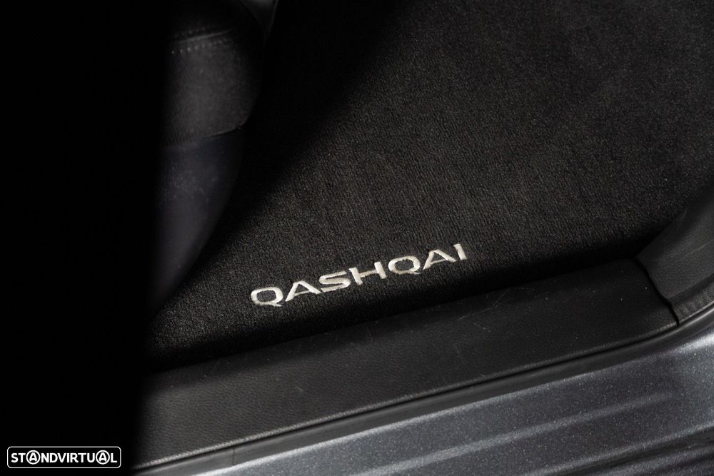 Nissan Qashqai 1.3 DIG-T N-Connecta LED+SKY - 53