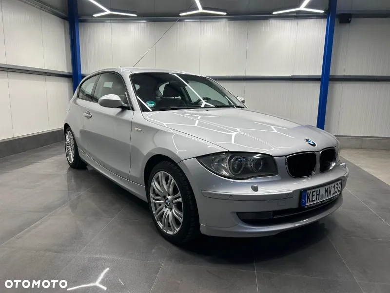 BMW Seria 1 118i - 6