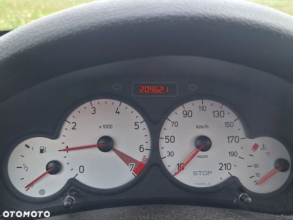Peugeot 206 1.1 Husky - 5